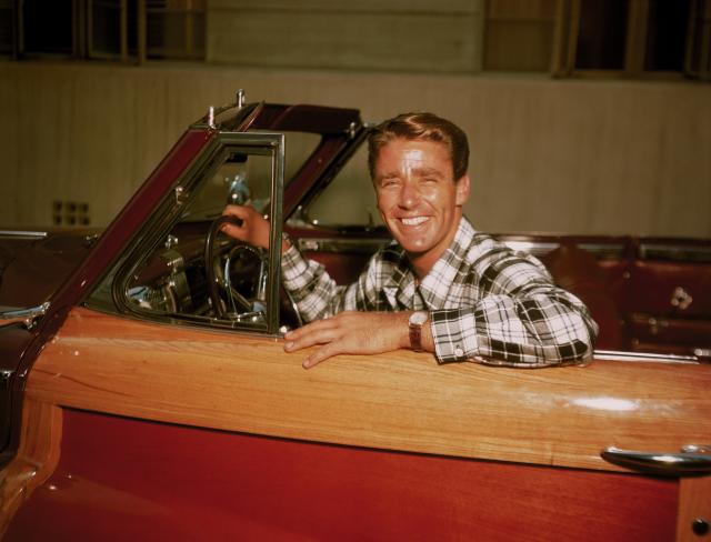Follow Suit: Peter Lawford