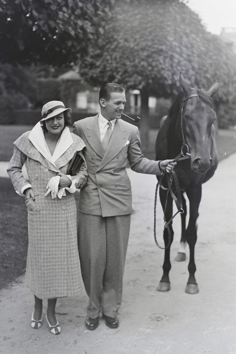 Fairbanks Jr with Joan Crawford in Chantilly in 1932.