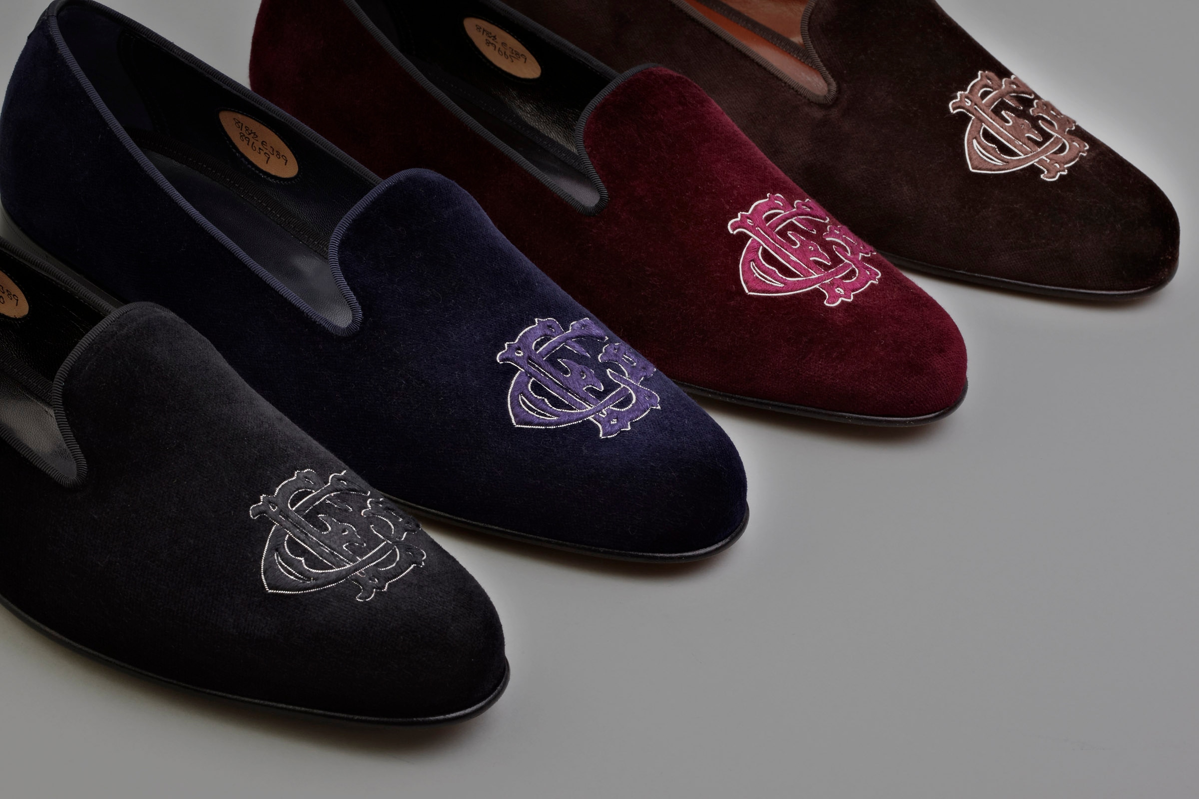 Velvet hot sale house shoes