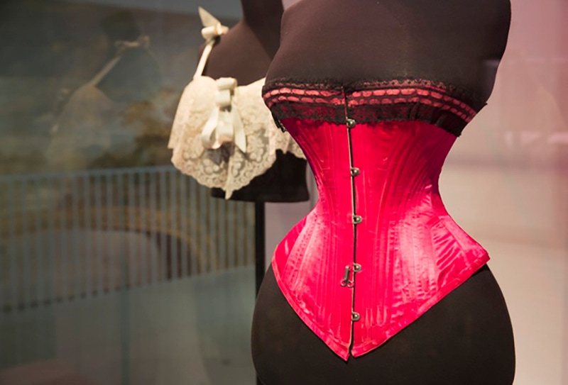 Silk satin, lace and whalebone corset 1890 – 5