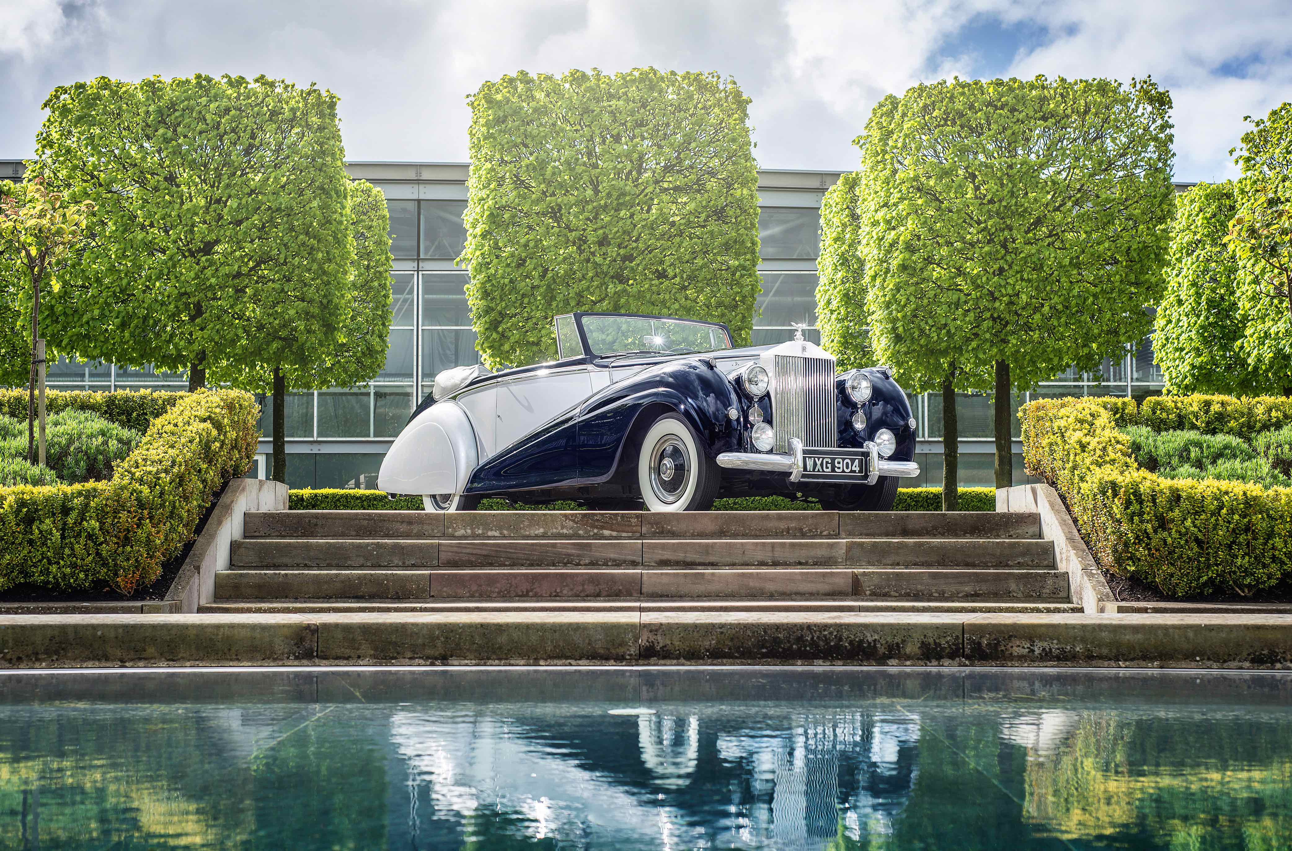 The new Rolls-Royce Dawn was inspired by the historic Silver Dawn. A rare series of 28 convertibles built between 1950 and 1954, Silver Dawn was the first car to be offered by Rolls-Royce with the option of a factory-built (as opposed to bespoke coach-built) body.