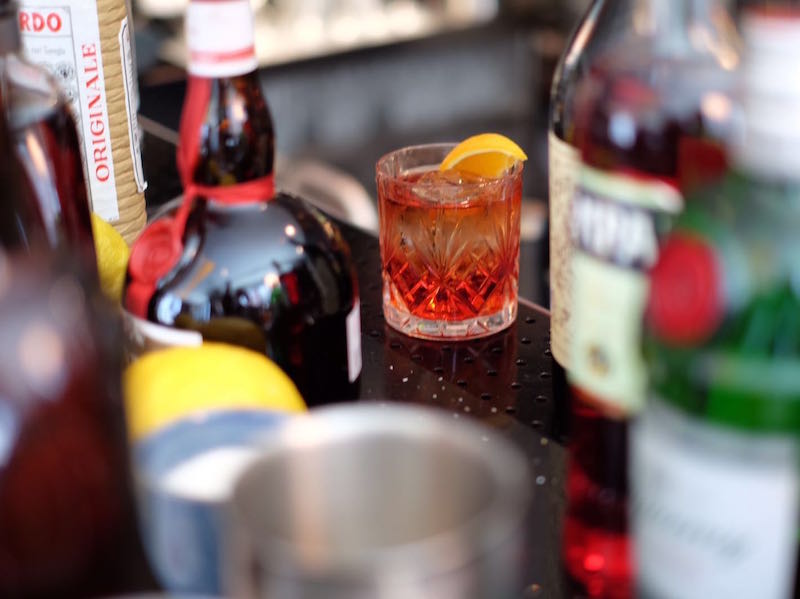 negroni italian cocktail