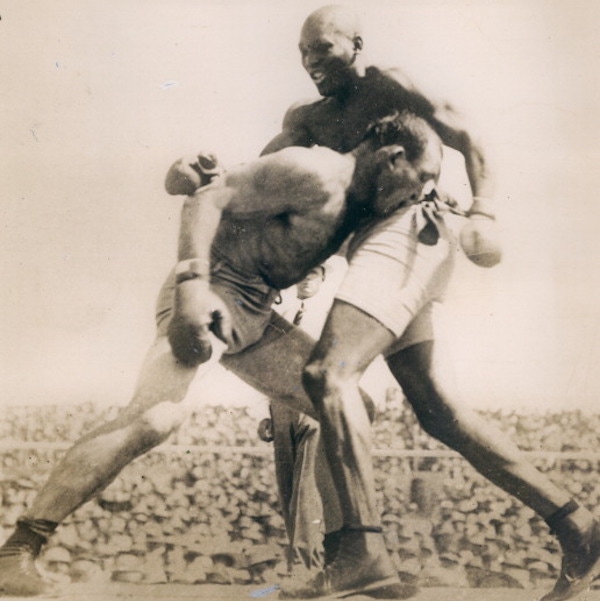 1910 Boxing match between Jim Jeffries vs. Jack Johnson. Photo by Sports Studio