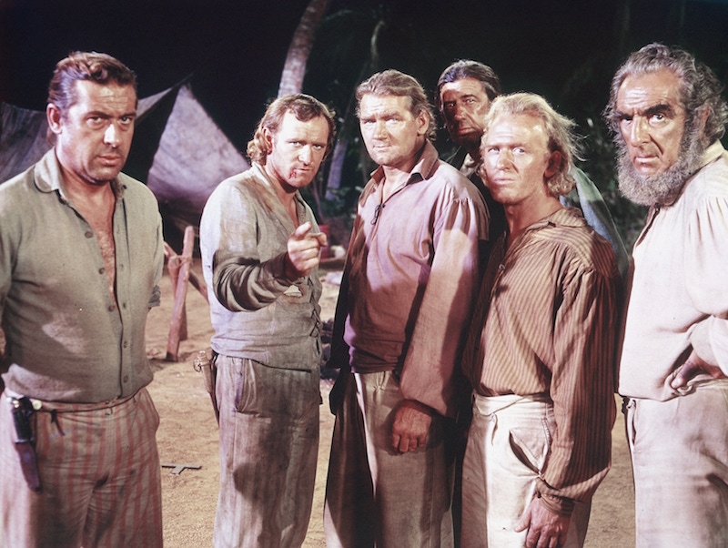 From left to right, actors Duncan Lamont, Richard Harris, Percy Herbert, Gordon Jackson and Hugh Griffith in the film 'Mutiny on the Bounty', 1962. Photo by Silver Screen Collection/Archive Photos/Getty Images.