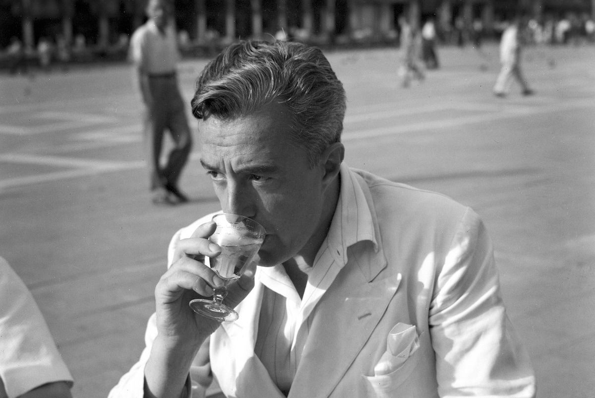 Vittorio De Sica in Venice, 1947. Photo by Archivio Cameraphoto Epoche/Getty Images.