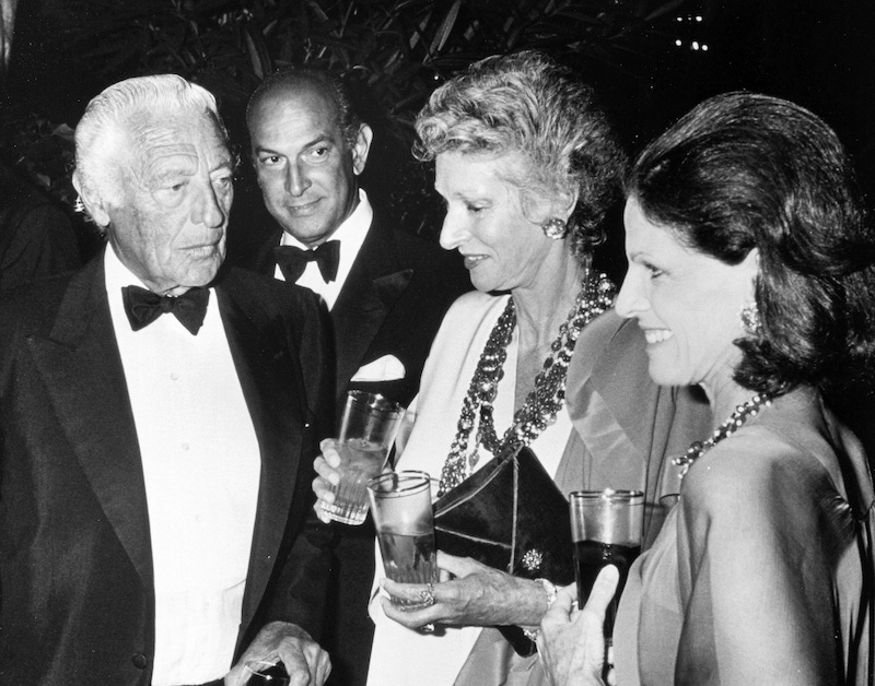 Giovanni Agnelli, Oscar de la Renta, Pier Agnelli and Annette Reed. Photo by Ron Galella/WireImage.