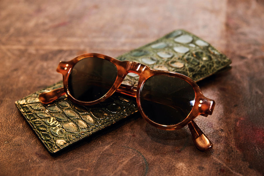 E.B. Meyrowitz is the star on the eyewear Christmas tree. This pair of Starsky model frames with polarised lenses are kept in this monogrammed crocodile case from Alfred Dunhill.