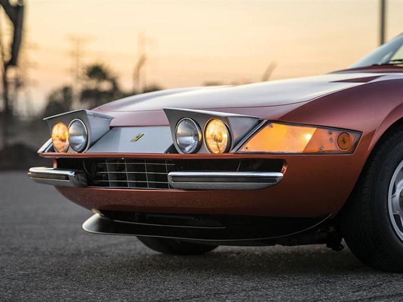 The pop-up headlights are a US-spec option, adding a decidedly throw-back feel to this 1970s classic.