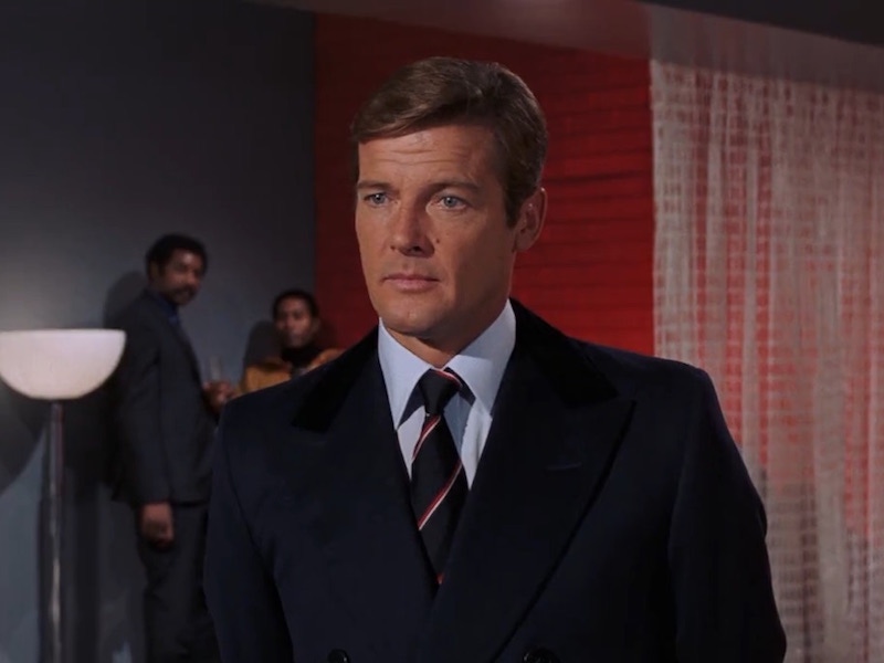 Roger Moore Live and Let Die