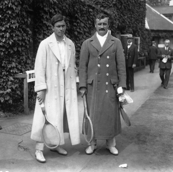 American tennis player Maurice McLaughlin with Ducan at Wimbledon for the final match of the Davis Cup championship, circa 1910. Photo by Hulton Archive/Getty Images.