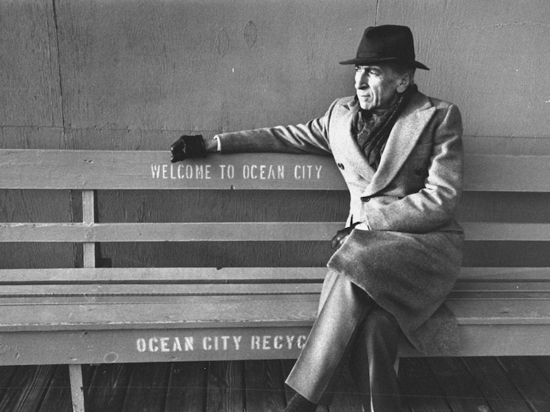 Talese sits on a bench on boardwalk in Ocean City in 1992 where he was born and raised. Photo by Marianne Barcellona/The LIFE Images Collection/Getty Images.