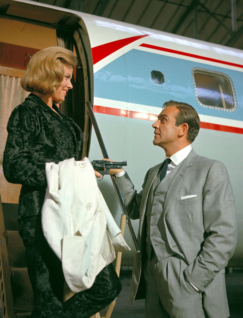 Honor Blackman and Sean Connery.