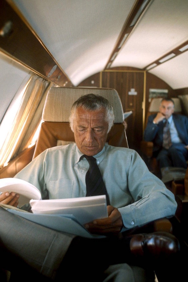 Gianni Agnelli was a proponent of the button-down shirt, often wearing it unbuttoned. Photograph by Team Editorial Services SRL/Rex/Shutterstock.