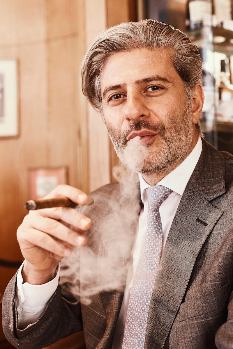 How to Smoke Your First Cigar – The Beard Club