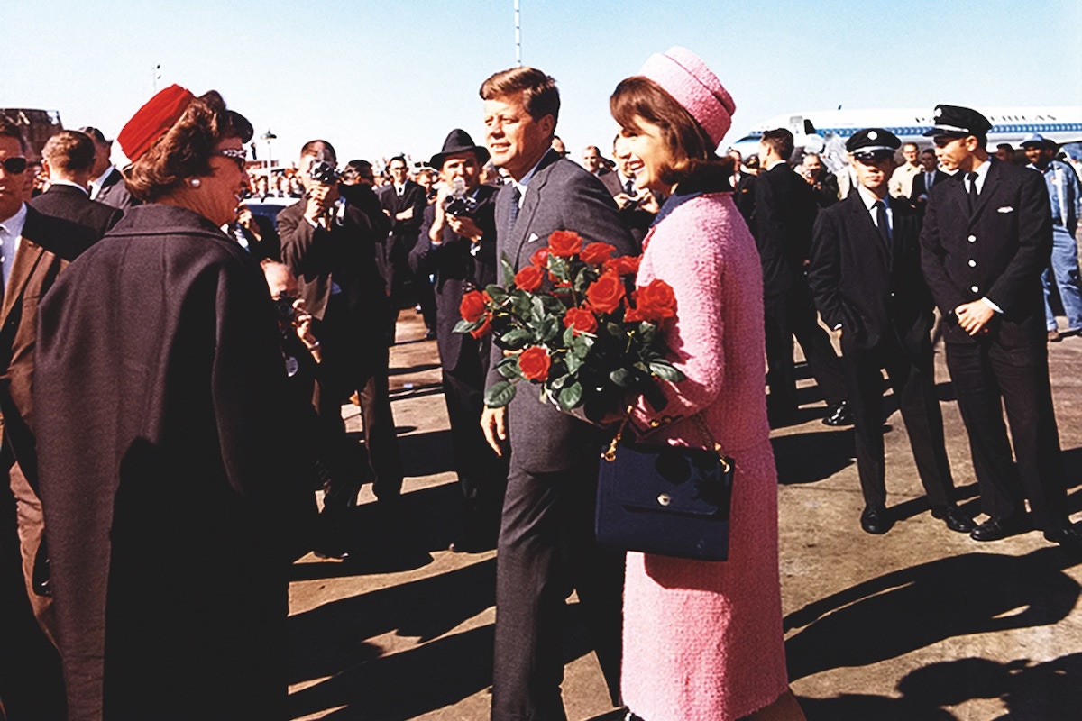 Mr. and Mrs. Kennedy arrive in Dallas on the day of his assassination, 1963 (Photograph by Cecil Stoughton/The White House)