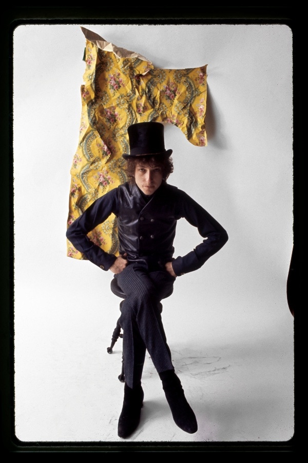 Dylan is pictured posing in Schatzberg's photography studio in 1965. © Jerry Schatzberg. Courtesy of ACC Art Books.