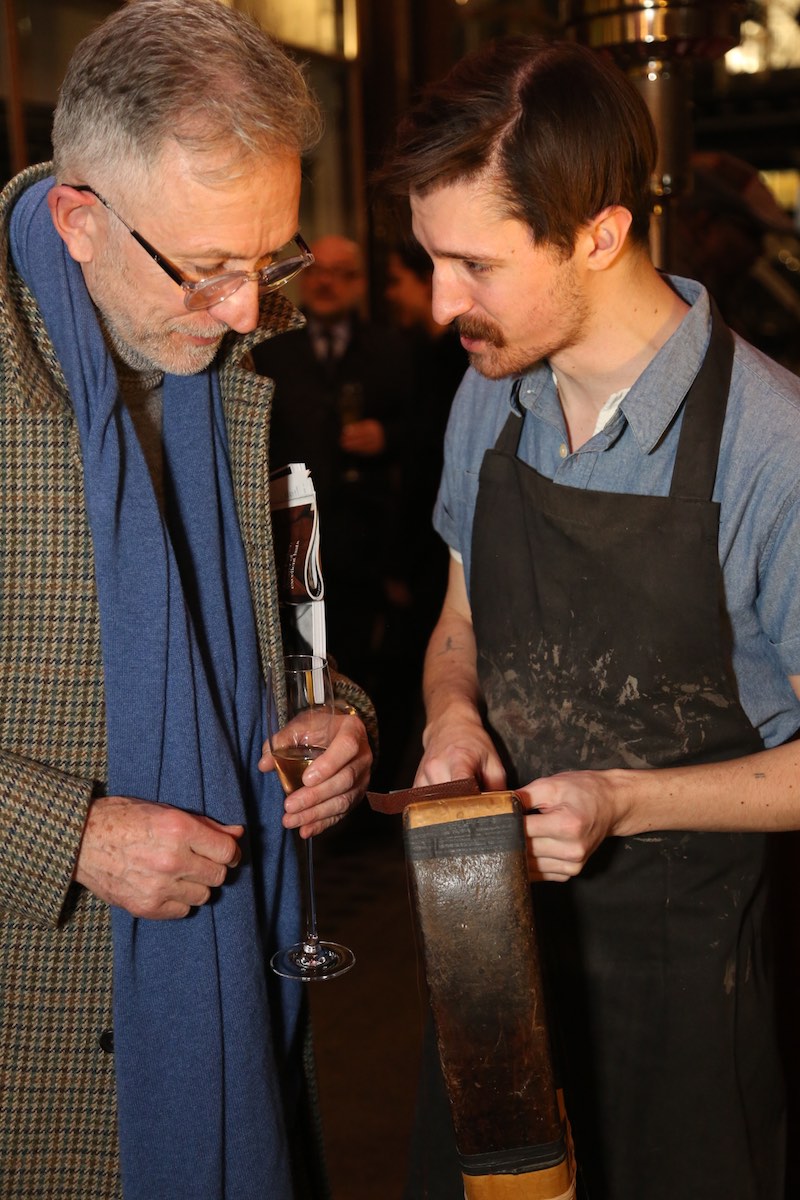 David Evans of Grey Fox Blog takes an interest in the bespoke work.