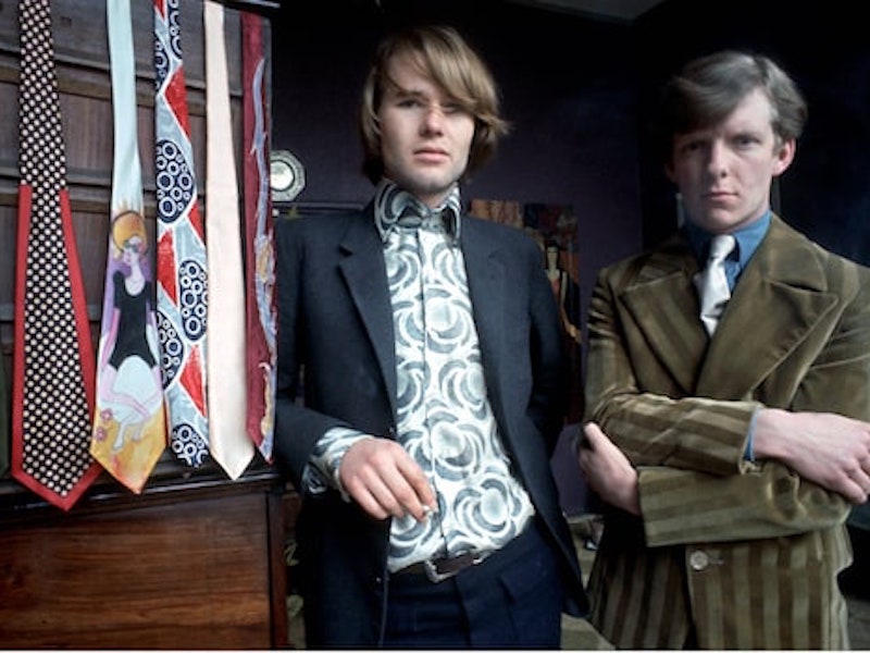 Christopher Gibbs with Australian-born fashion designer Michael Rainey, best known for his 1960s boutique, Hung On You.