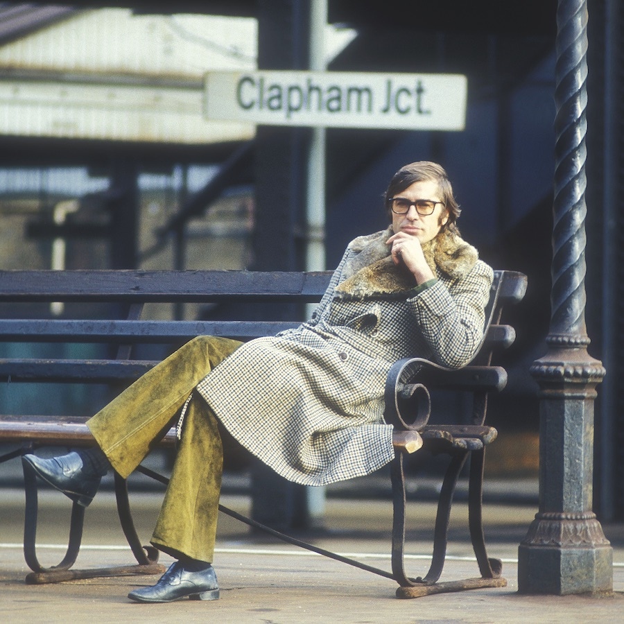 Paul Theroux at Clapham Junction, 1978 (Photo by Martyn Goddard/REX/Shutterstock (823803b)