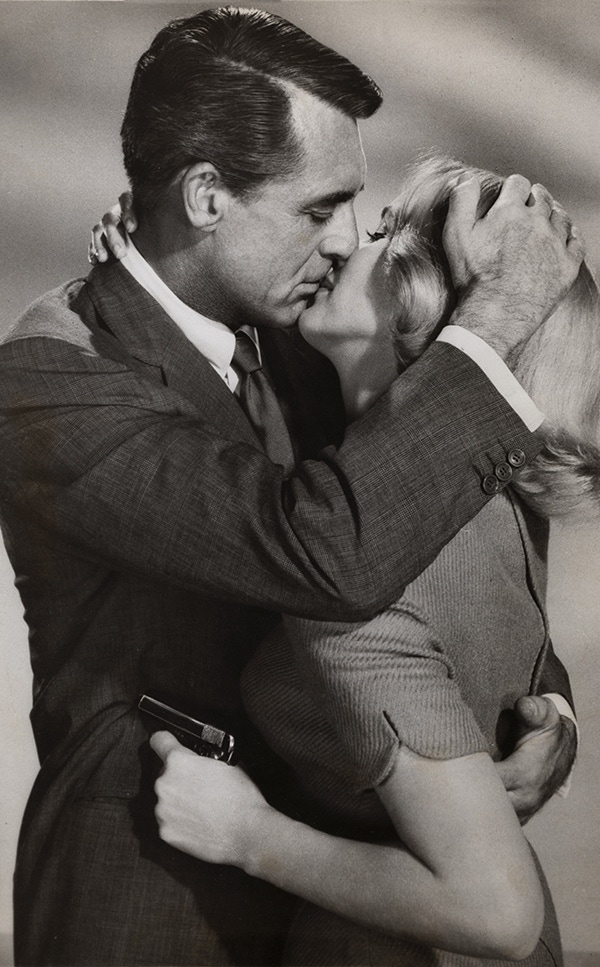 Cary Grant and Eva Marie Saint in the film 