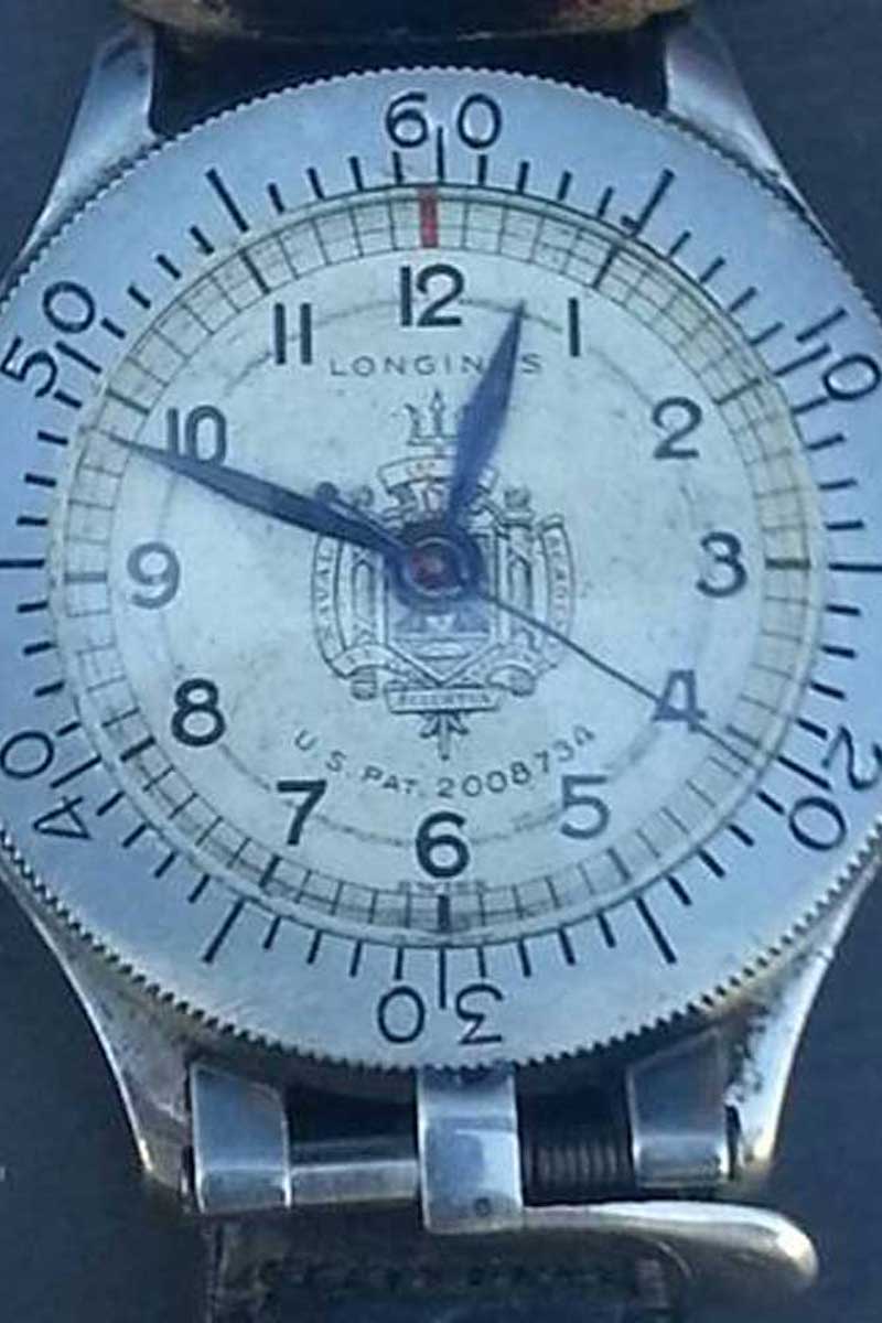 Vintage Longines Weems Second-Setting US Naval Academy bottom lock watch featuring the US Patent number on the dial (Image courtesy MWR Forum user: rojda)