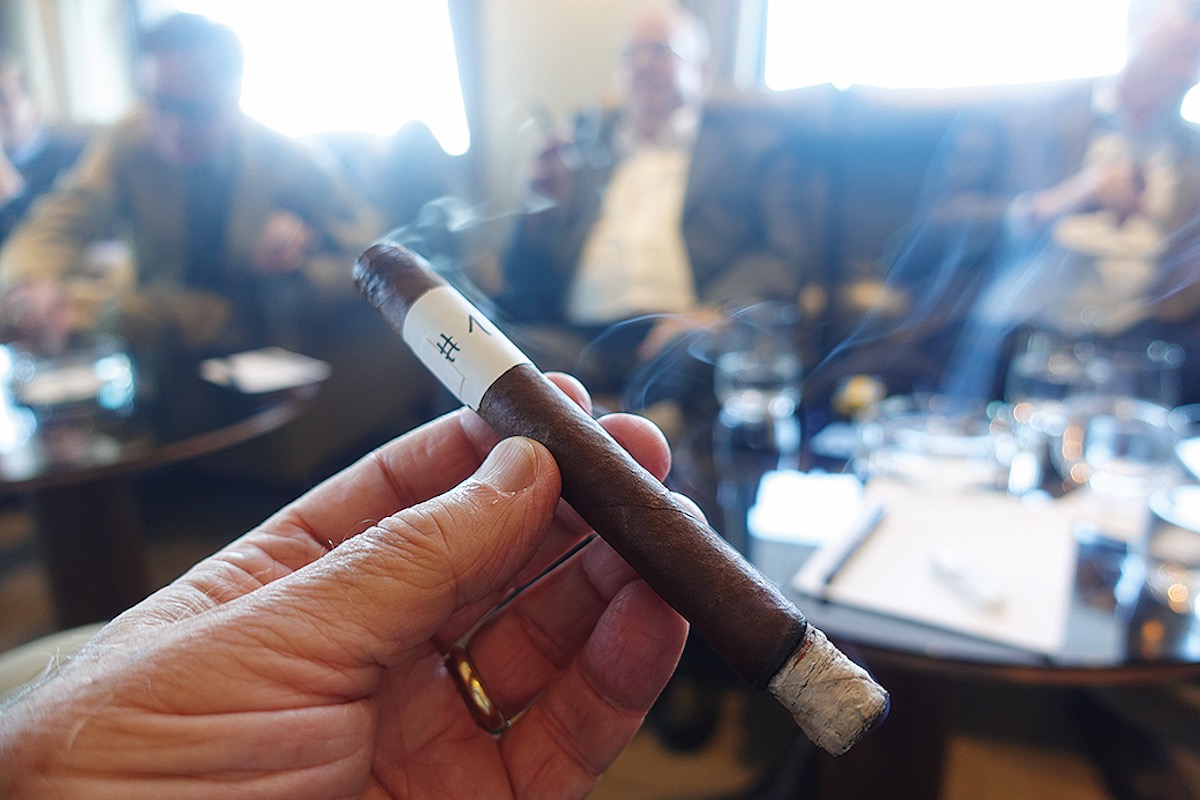 The blend No.1 cigar, tested in Basel;