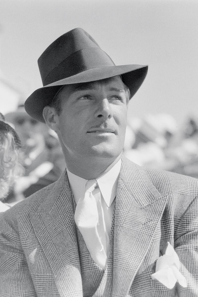 Randolph Scott and Vivian Gaye, National Air Races, Los Angeles (Photo via Getty)