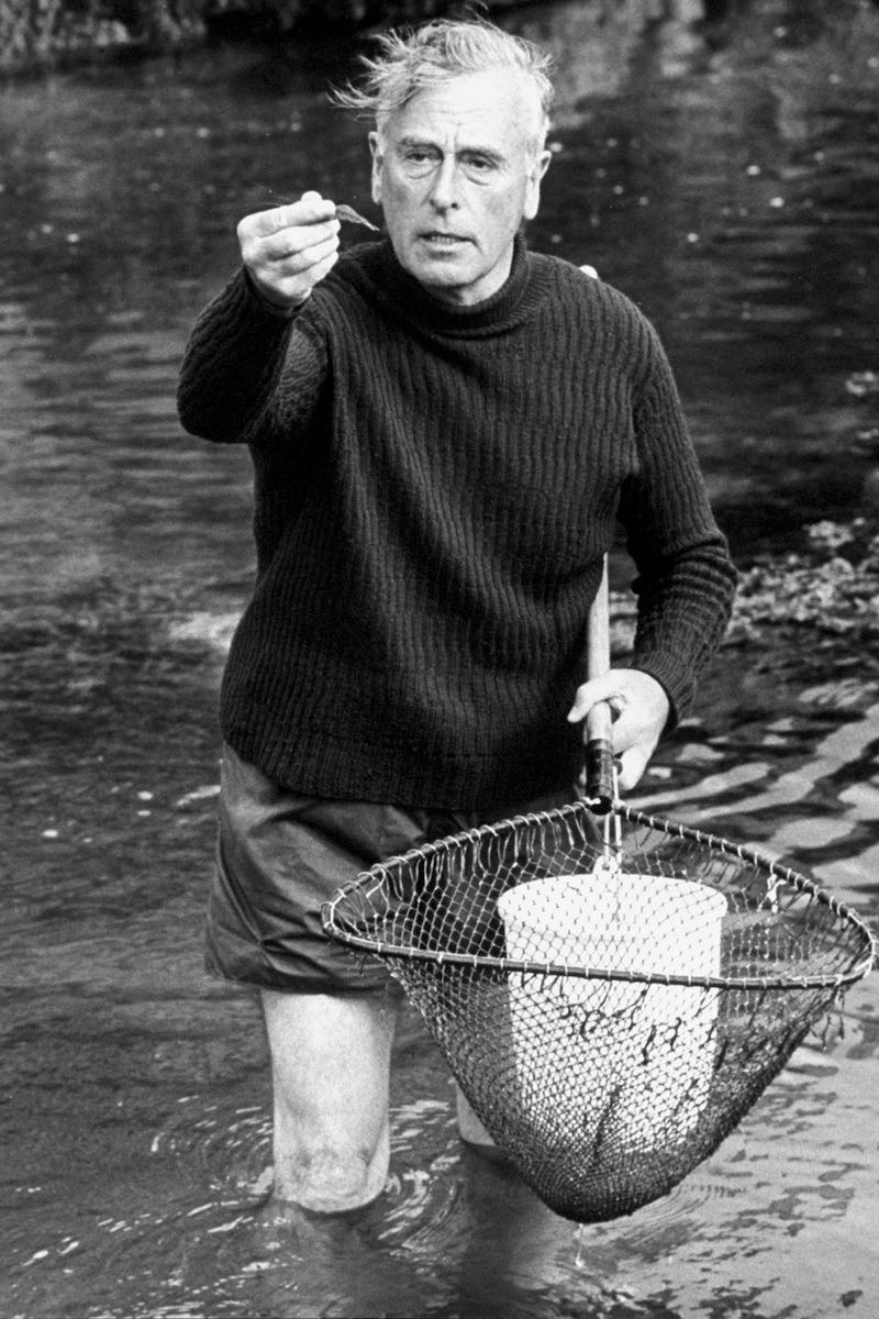Prawning in Mullaghmore Harbour, 1963 (Photo by Allan Warren)