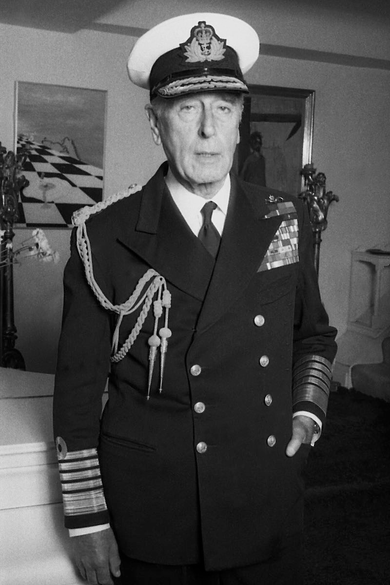 Sporting the uniform of the First Sea Lord (Photo by Allan Warren)