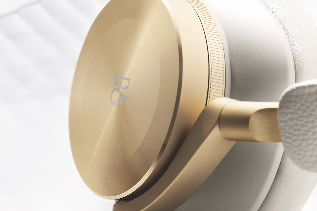 Beoplay H95 headphones