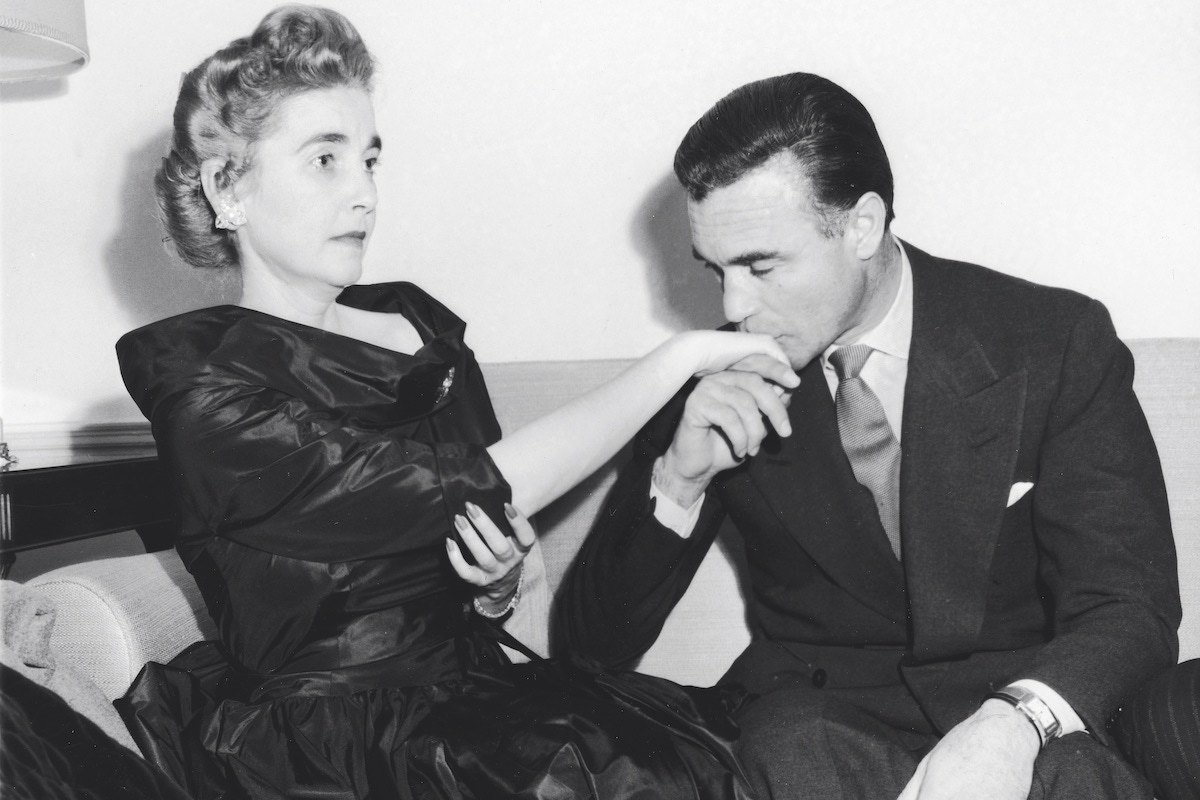 Rubirosa kissing the hand of an indifferent Barbara Hutton at their wedding reception in Paris, 1953. Their marriage lasted 53 days. (Photo by Hulton Archive/Getty Images)