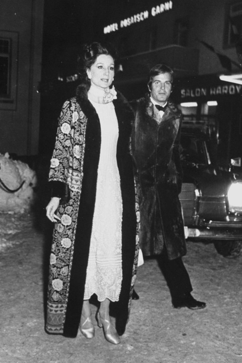 Viscontess Jacqueline de Ribes wearing floor-length, fur-lined over formal dress (Photo by Roland Schoor/Pix Inc./The LIFE Images Collection/Getty Images)