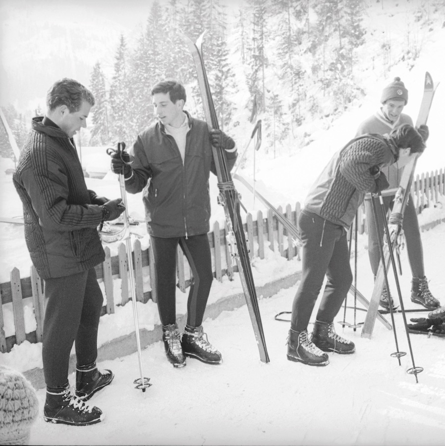 The winter campus offered plenty of time for skiing, circa 1965. (Photo by Carlo Bavagnoli/Time & Life Pictures/Getty Images)