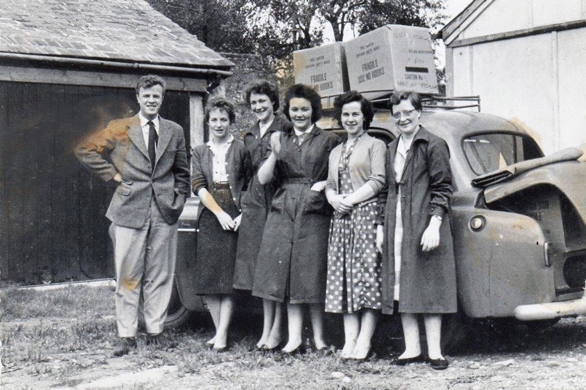 A factory delivery in 1960.