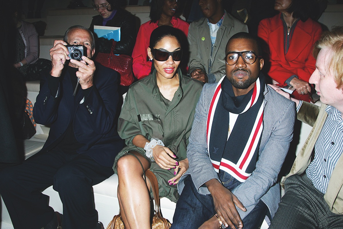 Peter Beard, Kanye West and his friend Alexis at Louis Vuitton Fall-Winter 2008-2009 show in Paris (Photo by Serge BENHAMOU/Gamma-Rapho via Getty Images)