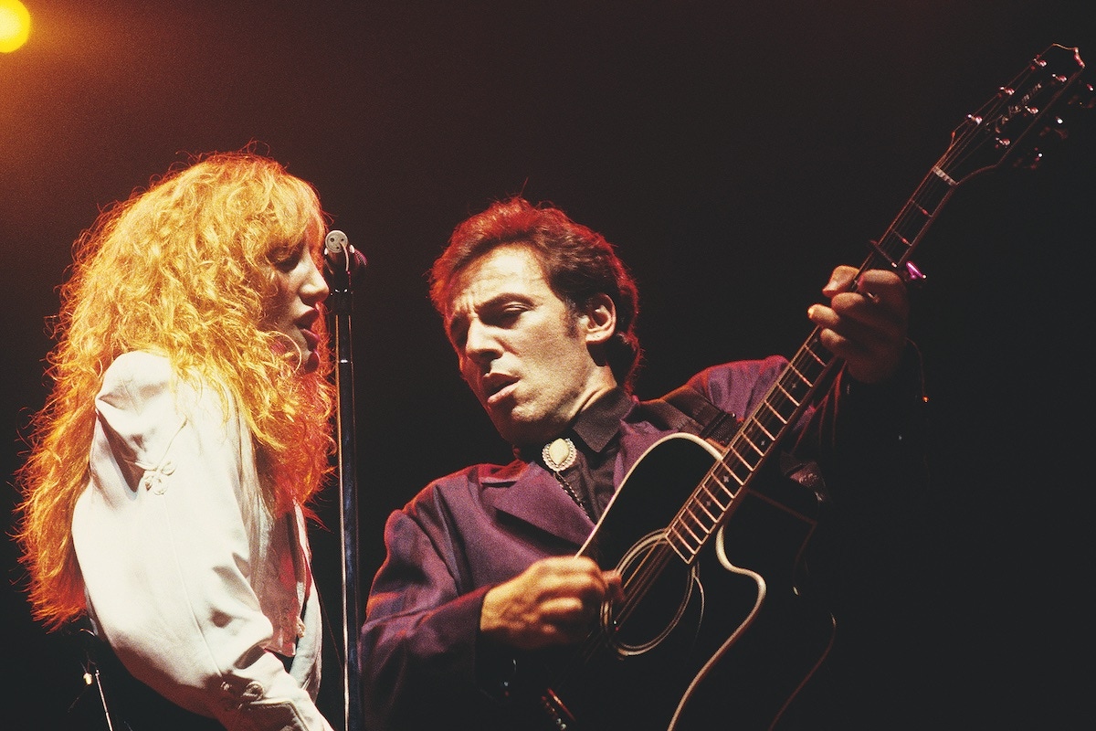 Performing with Patti Scialfa, 1988. (Photo by Rtbusacca/Mediapunch/REX/Shutterstock (9346024a)